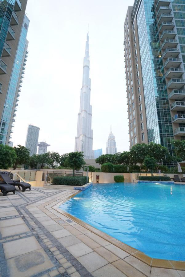 Elite Royal Apartment - Full Burj Khalifa & Fountain View - Emperor Дубай Екстер'єр фото